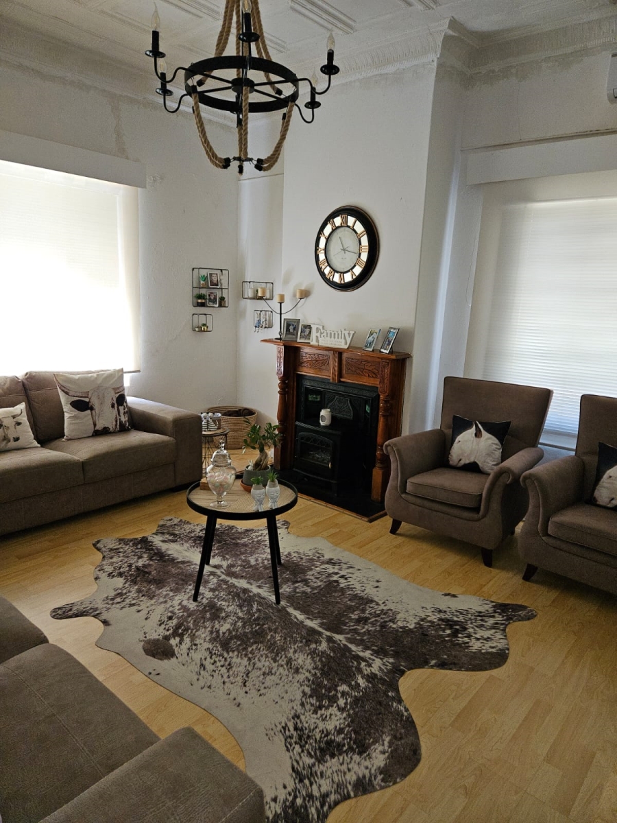 5 Bedroom Property for Sale in Villiers Free State